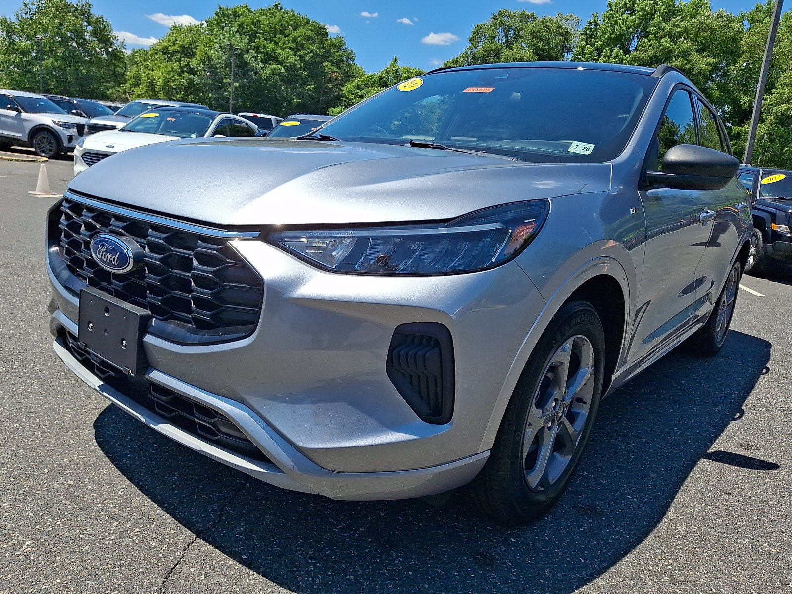 Certified 2023 Ford Escape ST-Line w/ Tech Pack #1 AWD/4WD image 4