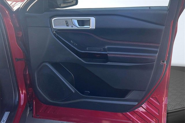 Certified 2022 Ford Explorer ST-Line w/ Class IV Trailer Tow Package image 24