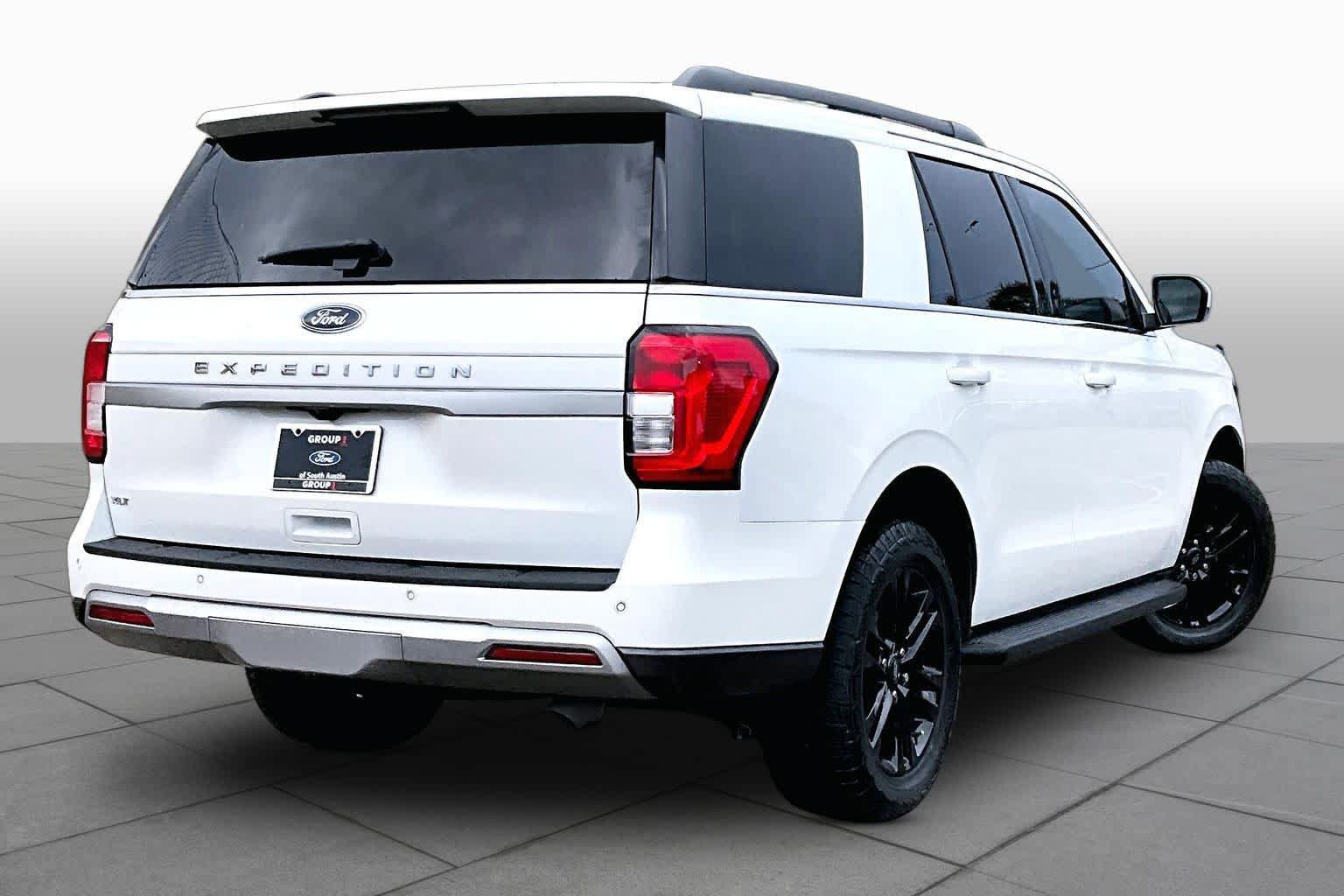 Certified 2024 Ford Expedition XLT RWD image 13
