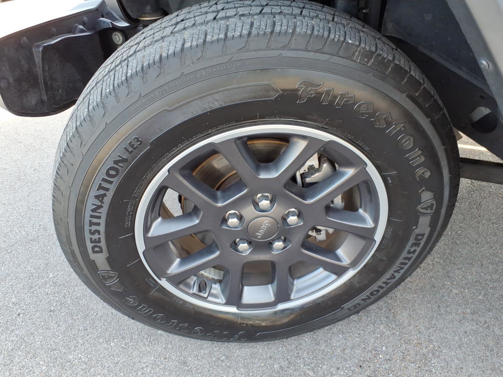 Used 2020 Jeep Gladiator Overland image 9