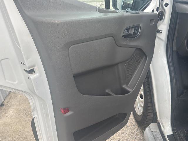 Certified 2022 Ford Transit 250 w/ Exterior Upgrade Package image 9