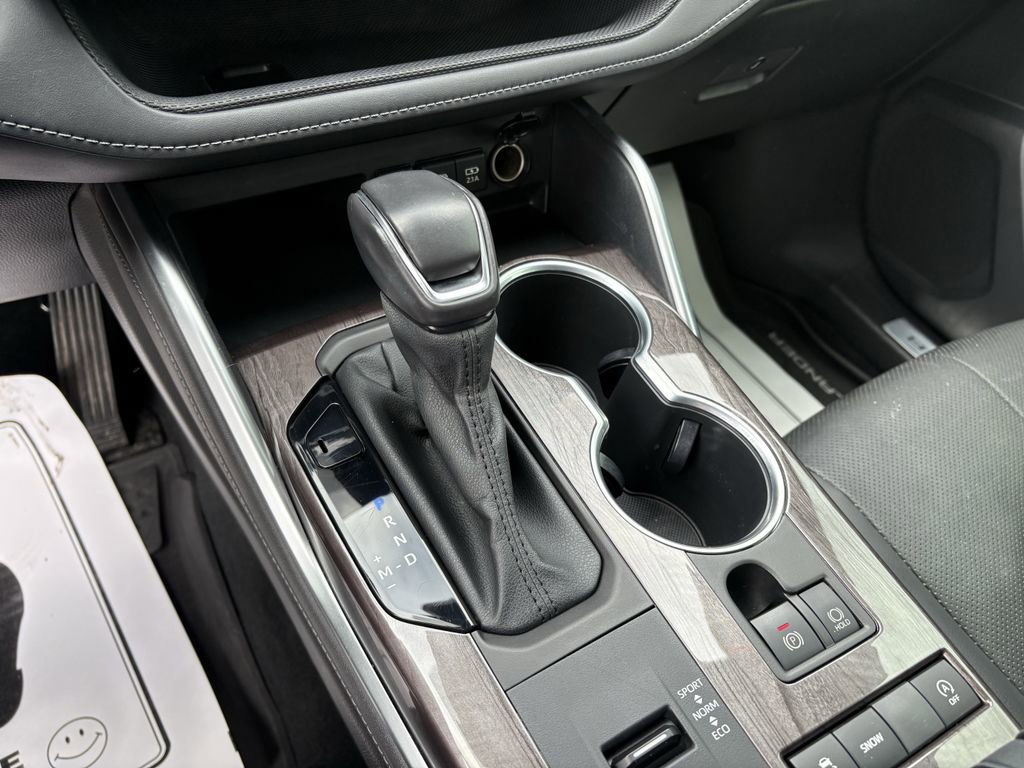 Used 2020 Toyota Highlander Limited image 31