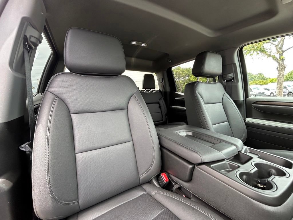 Used 2026 GMC Sierra 1500 SLT RWD image 30
