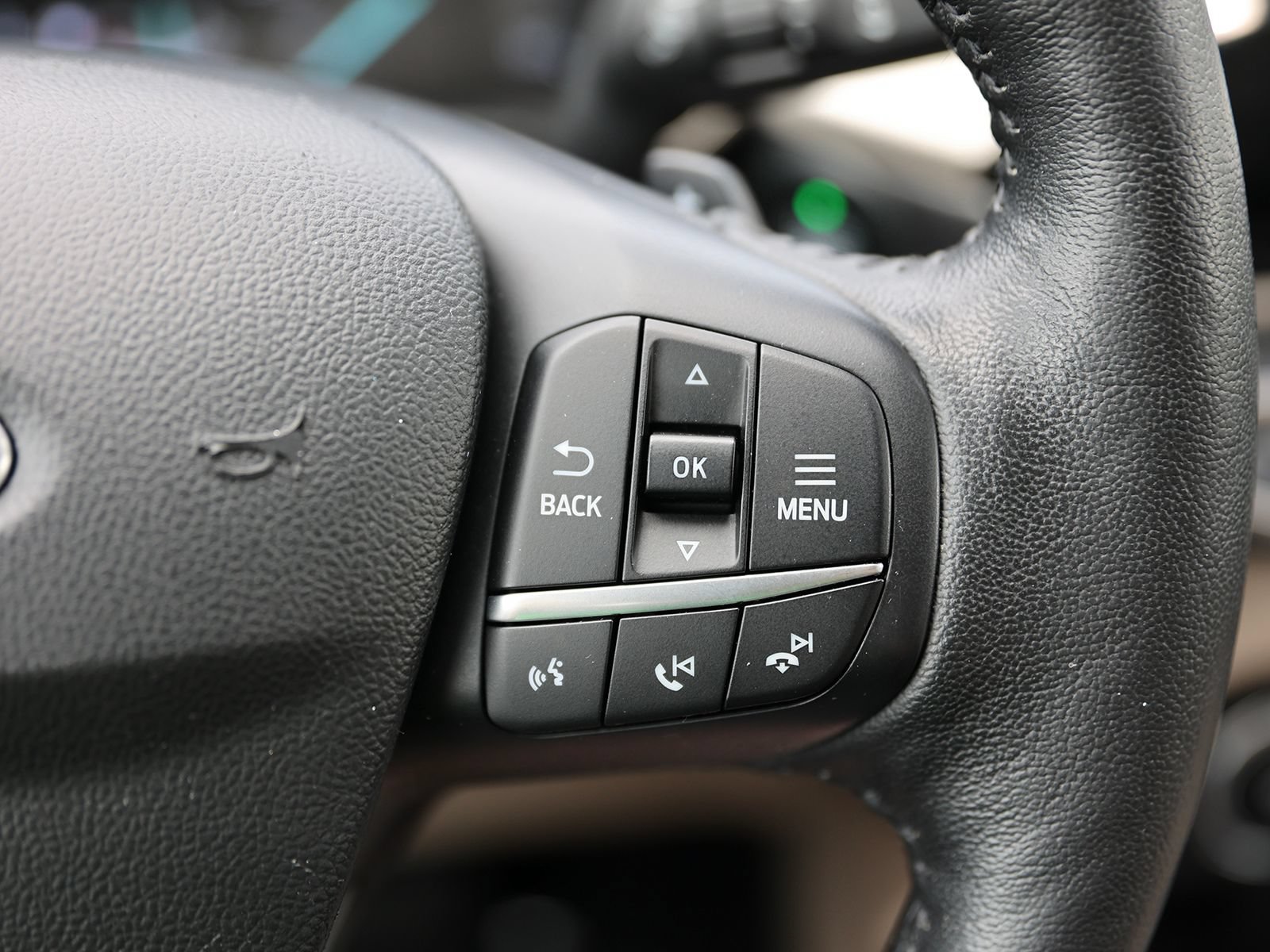 Certified 2020 Ford Escape SEL AWD/4WD image 39