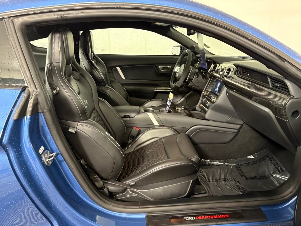 Certified 2020 Ford Mustang Shelby GT500 w/ Technology Package image 31