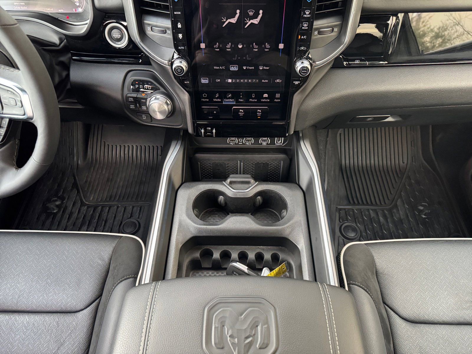 Used 2025 RAM 1500 Laramie w/ Night Edition image 11