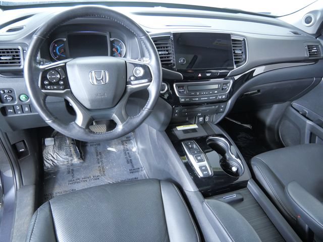 Used 2020 Honda Pilot Elite image 3
