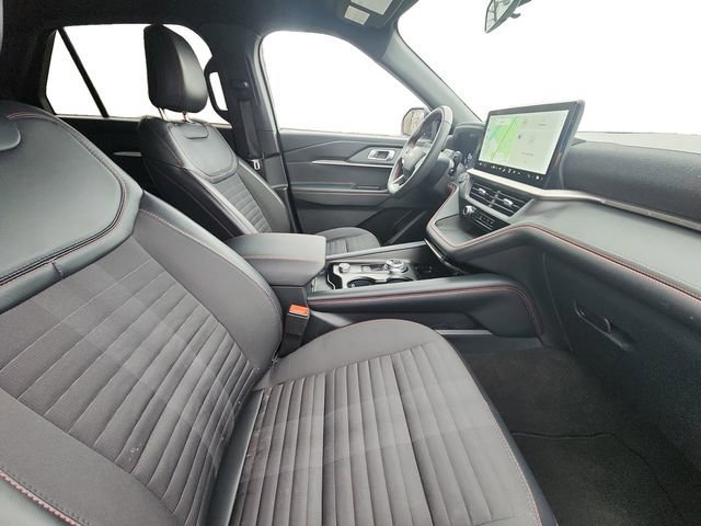 Certified 2025 Ford Explorer ST-Line image 17