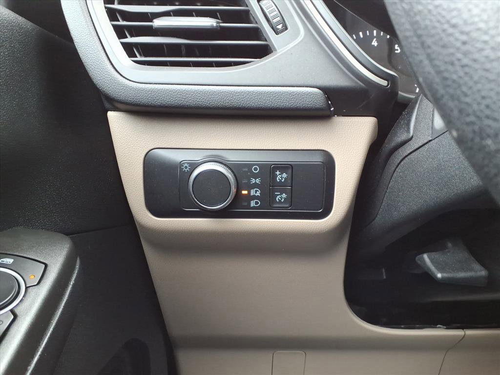 Certified 2020 Ford Escape SE image 13