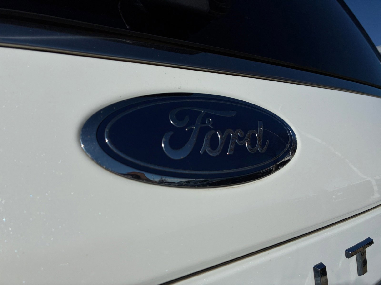 Certified 2023 Ford Expedition Platinum image 24