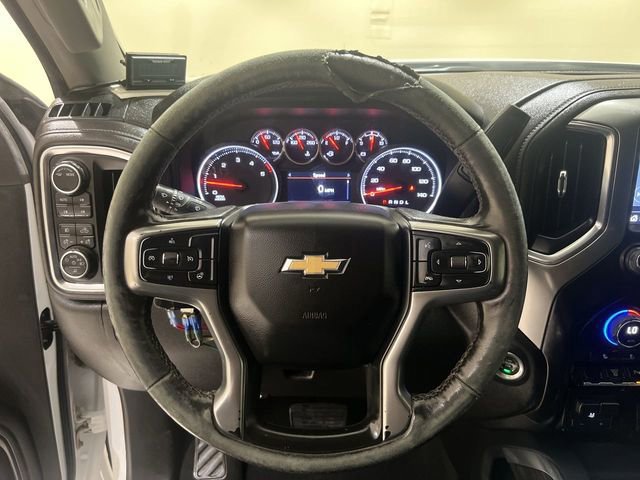 Used 2022 Chevrolet Silverado 3500 LT w/ Texas Edition image 11