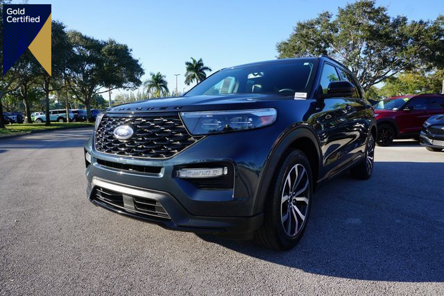 Certified 2023 Ford Explorer ST-Line w/ Class IV Trailer Tow Package image 1