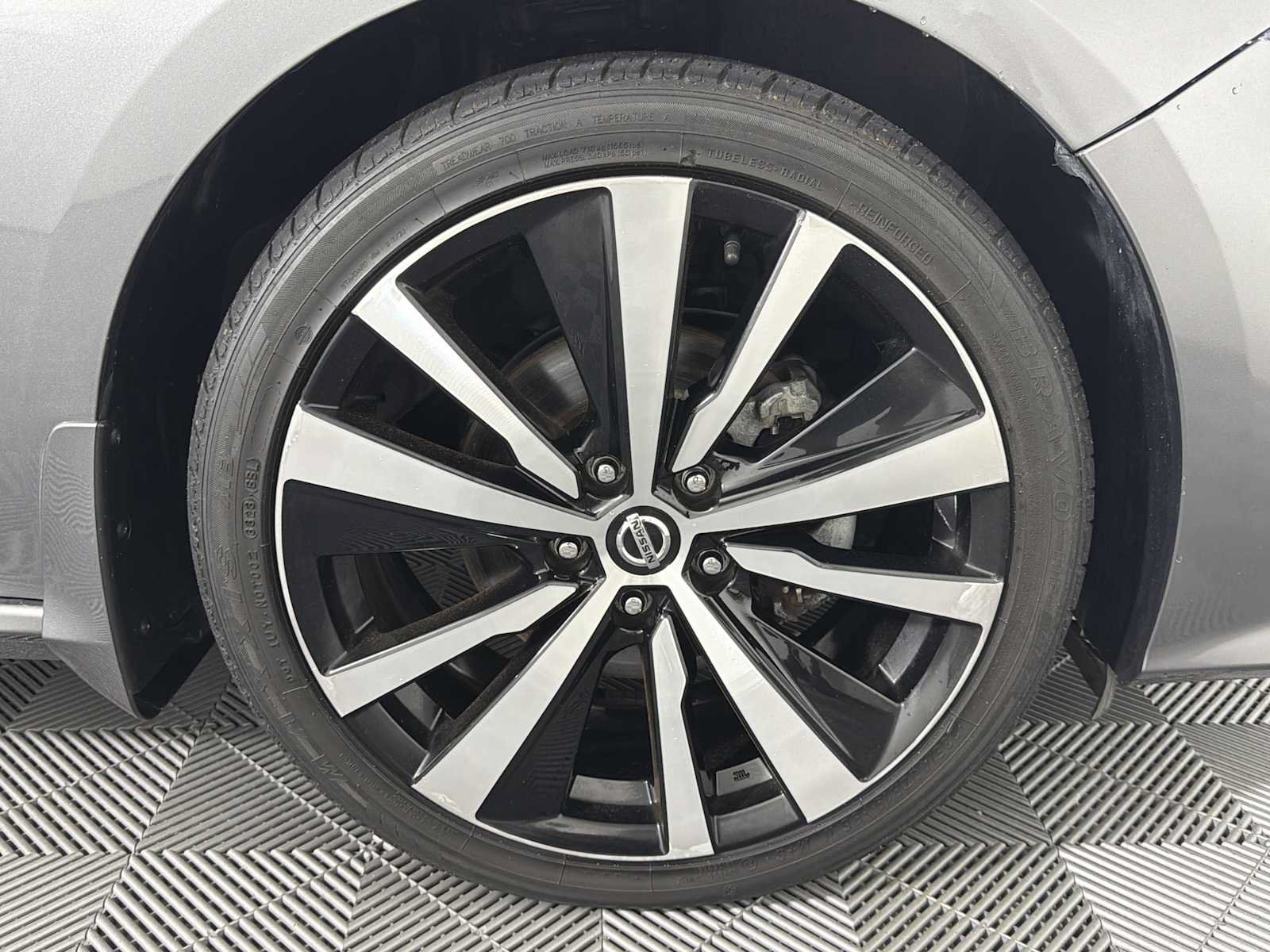 Used 2022 Nissan Altima 2.5 SR FWD image 15