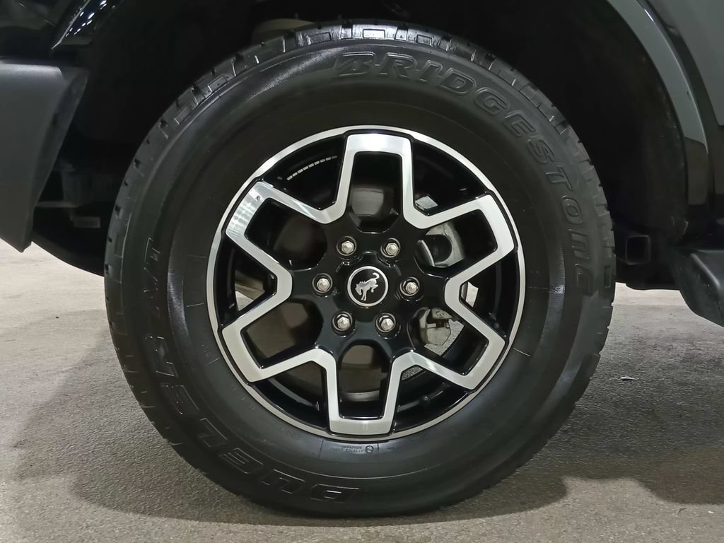 Certified 2025 Ford Bronco Outer Banks AWD/4WD image 12