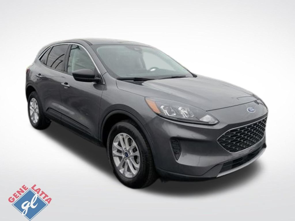 Certified 2022 Ford Escape SE w/ Cold Weather Package AWD/4WD image 1