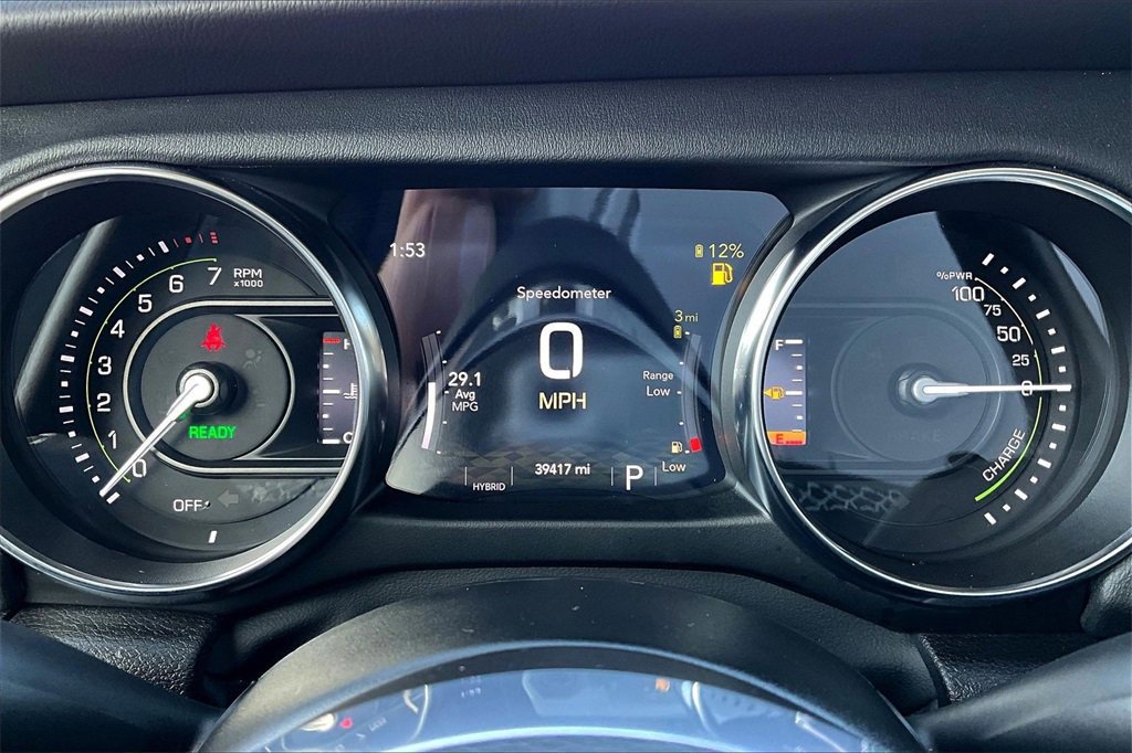 Used 2022 Jeep Wrangler Unlimited Sahara w/ Cold Weather Group image 20