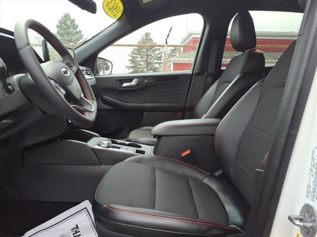 Certified 2023 Ford Escape ST-Line w/ Tech Pack #1 image 14