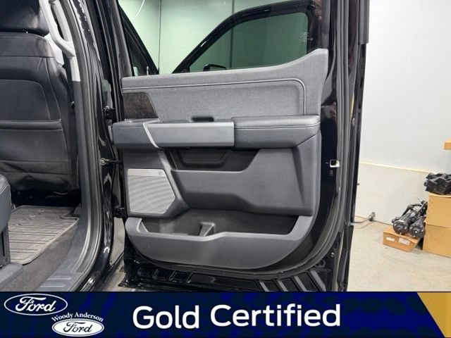 Certified 2024 Ford F250 Lariat w/ Lariat Ultimate Package AWD/4WD image 28