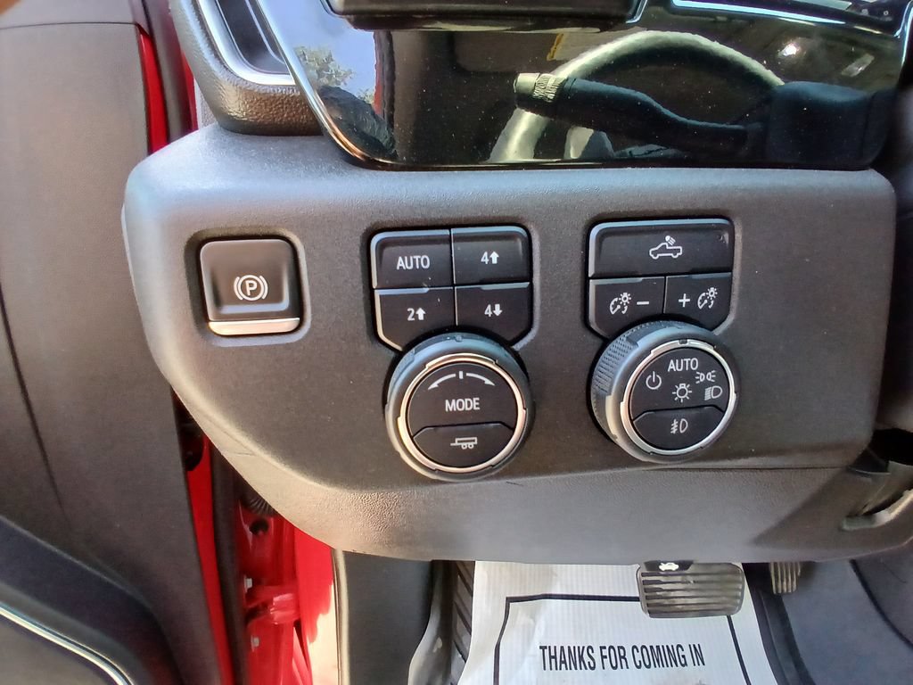 Used 2024 Chevrolet Silverado 1500 LT Trail Boss w/ LPO, Dark Essentials Package AWD/4WD image 12