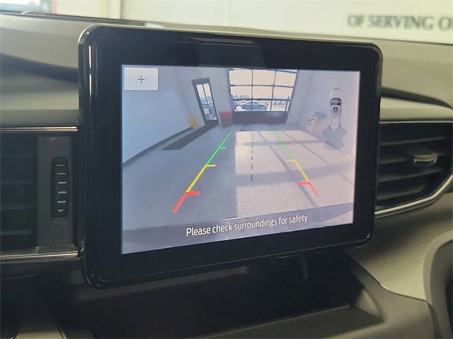 Certified 2020 Ford Explorer XLT w/ Equipment Group 202A image 18