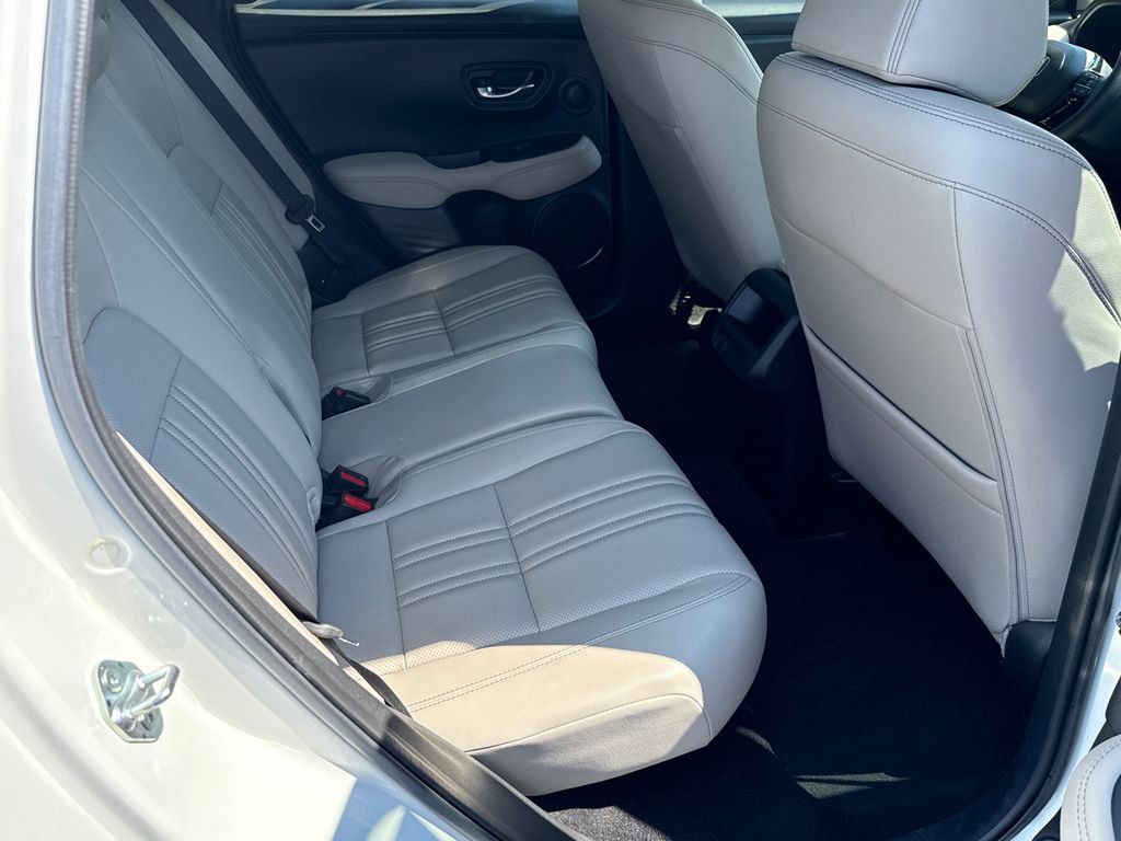 Used 2023 Honda HR-V EX-L image 15