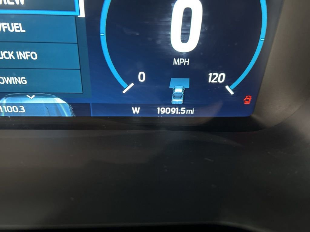 Certified 2023 Ford F150 Lariat w/ Equipment Group 502A High image 18