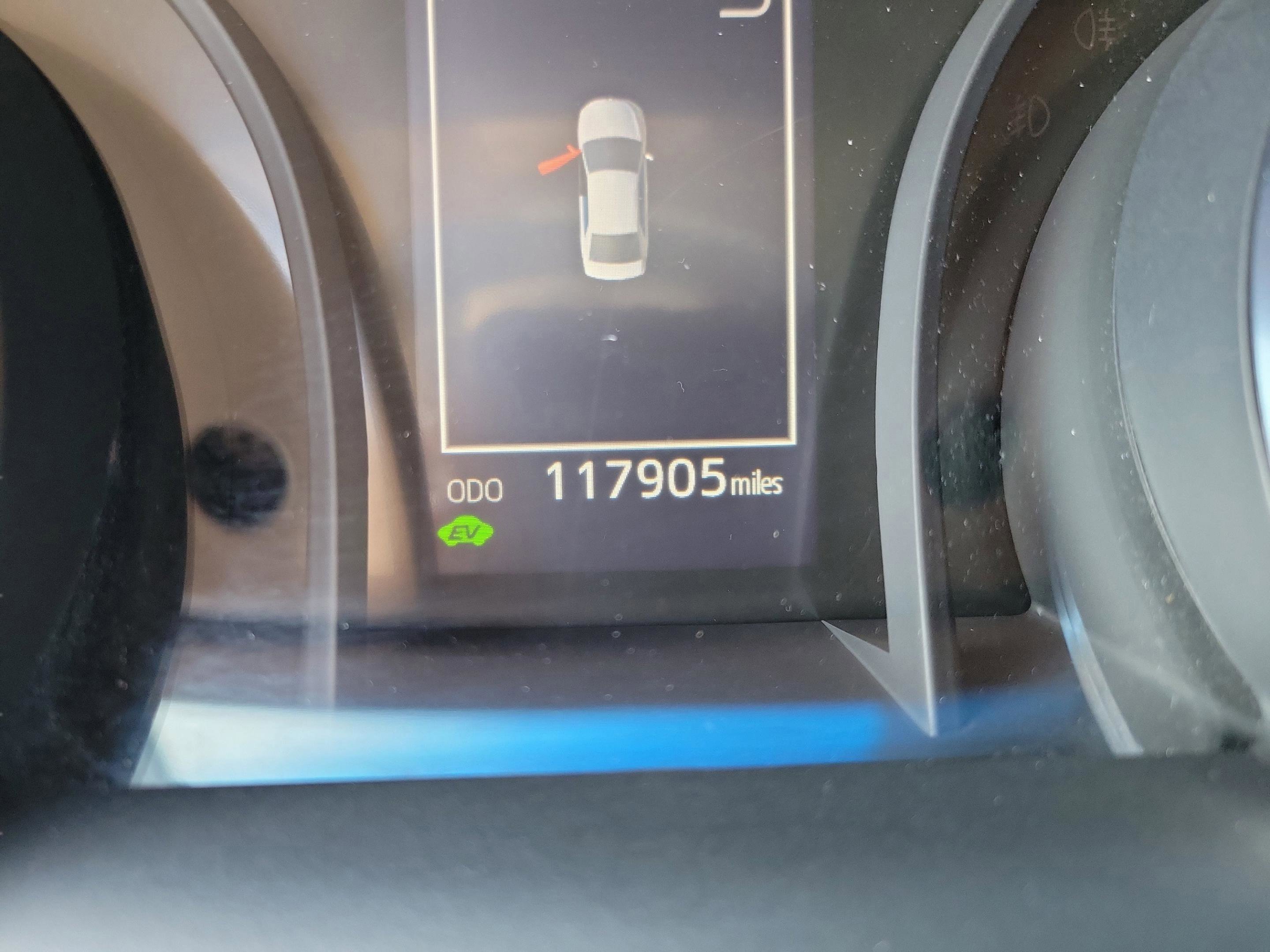 Used 2018 Toyota Camry LE image 14