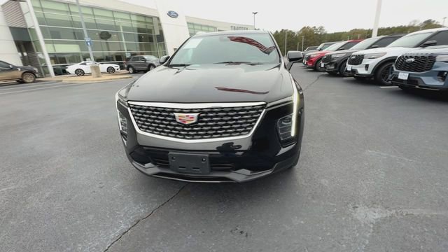 Used 2025 Cadillac XT4 Premium Luxury image 11