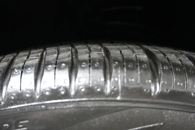 Certified 2025 Ford Explorer ST-Line w/ Premium Package image 11