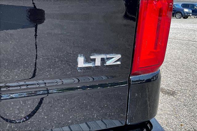 Used 2022 Chevrolet Silverado 1500 LTZ w/ LTZ Premium Package AWD/4WD image 8