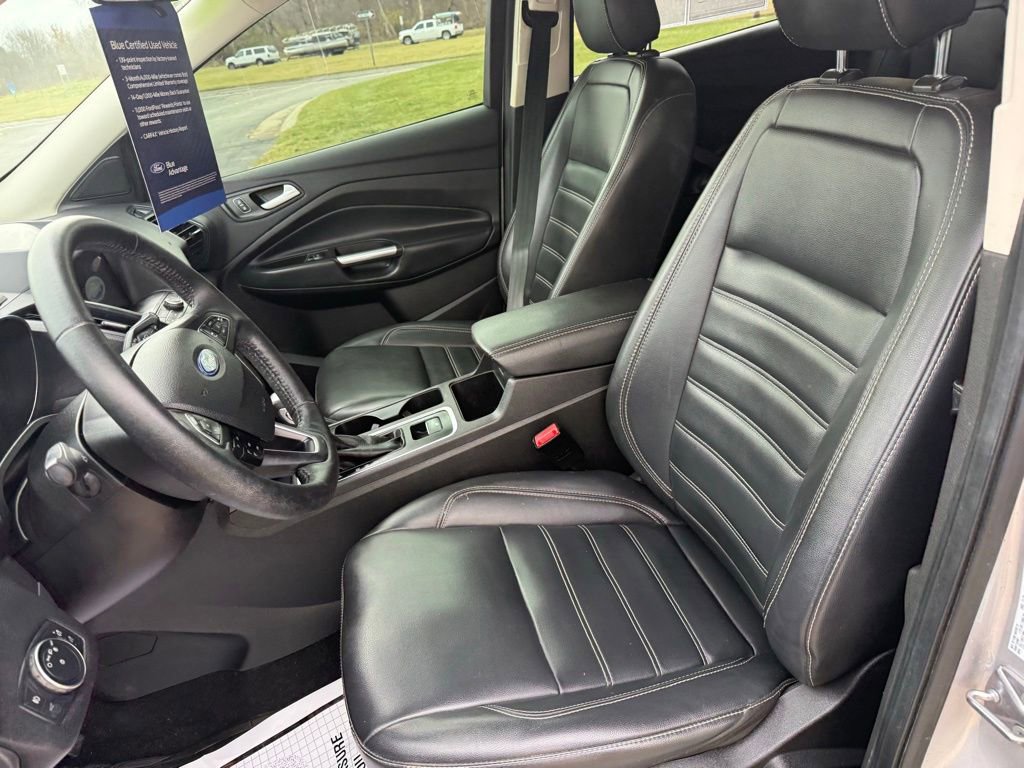 Certified 2019 Ford Escape SEL image 21