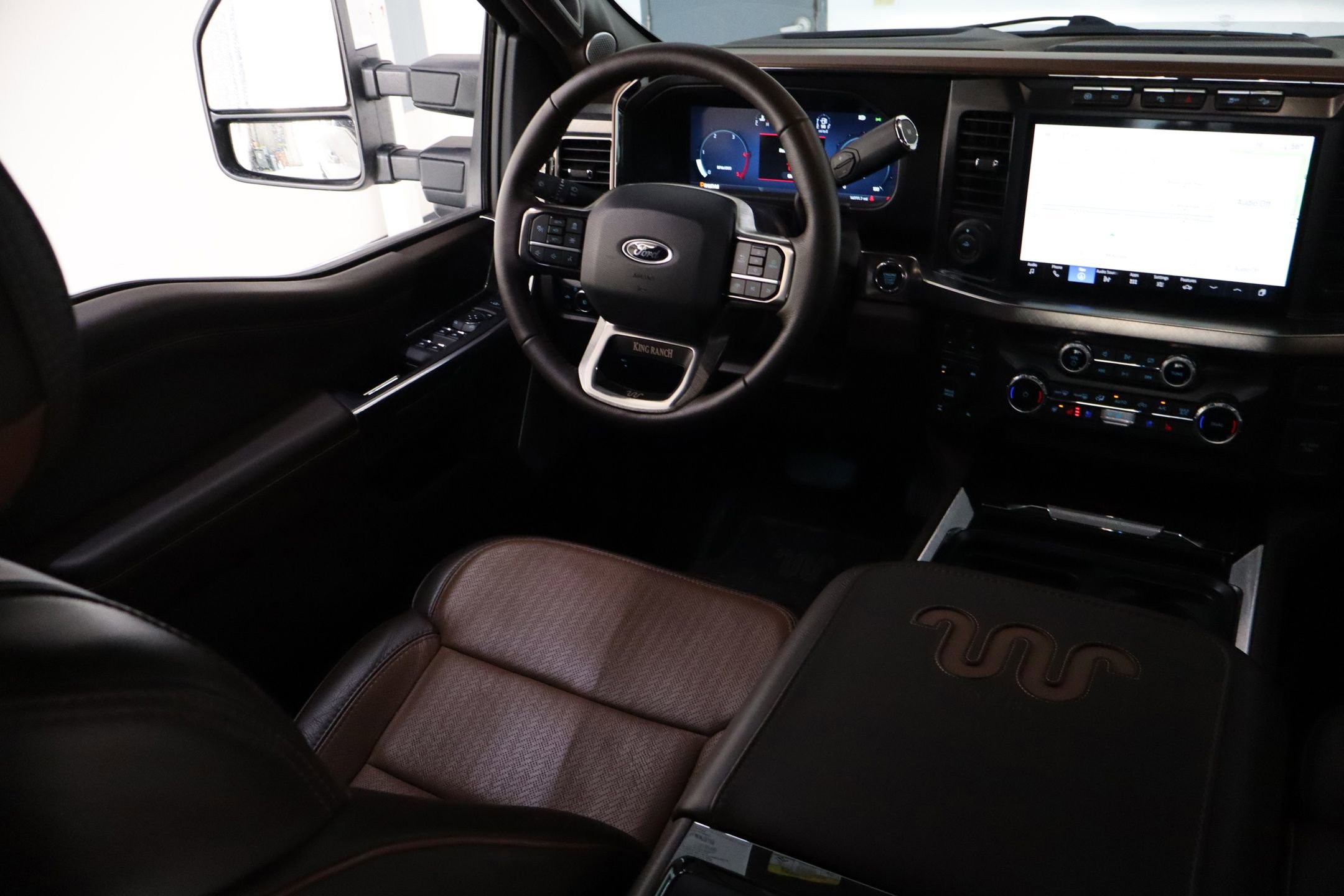 Certified 2024 Ford F250 King Ranch w/ Chrome Package image 30