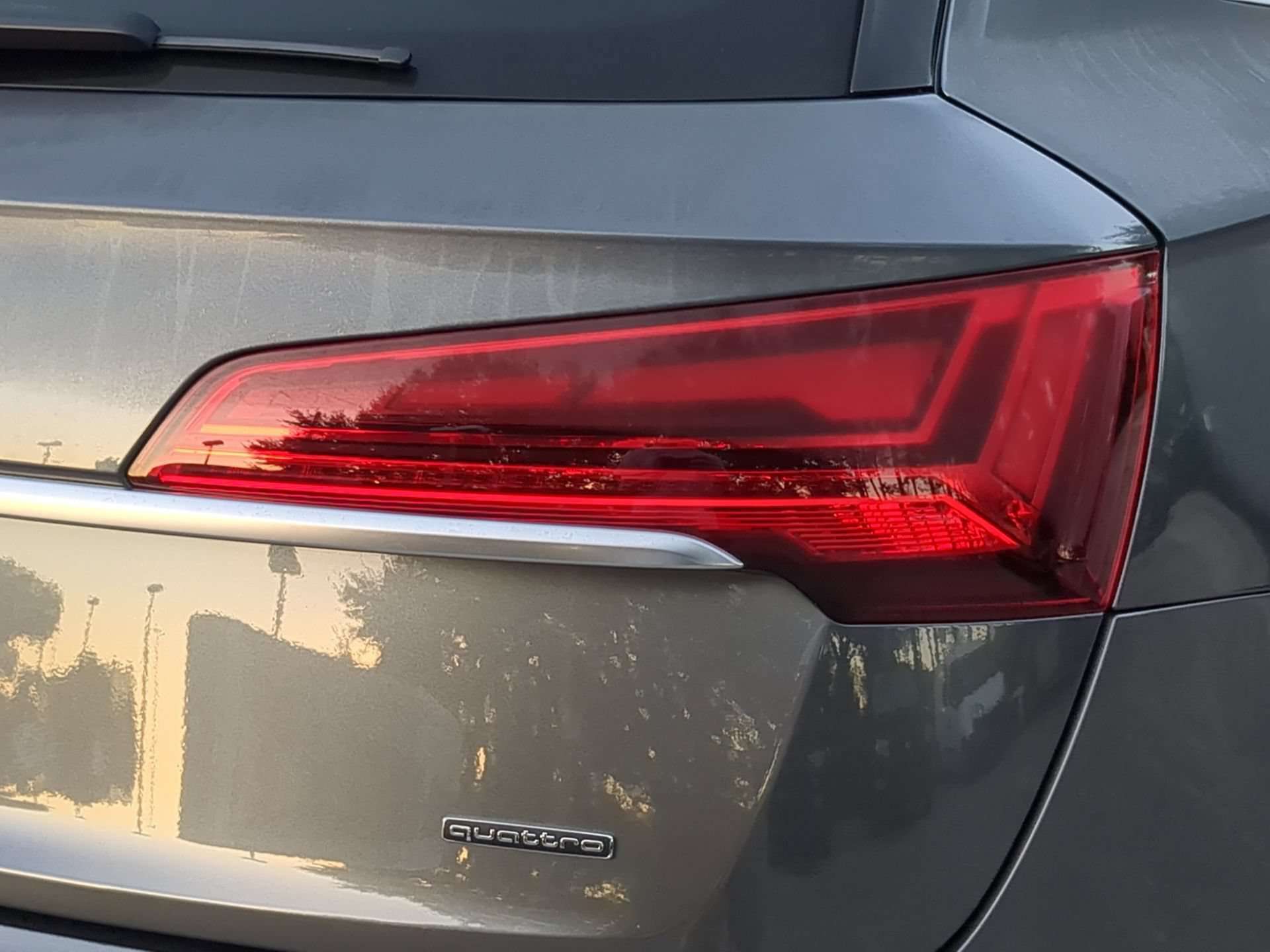 Used 2022 Audi Q5 2.0T Premium Plus w/ Premium Plus Package AWD/4WD image 45