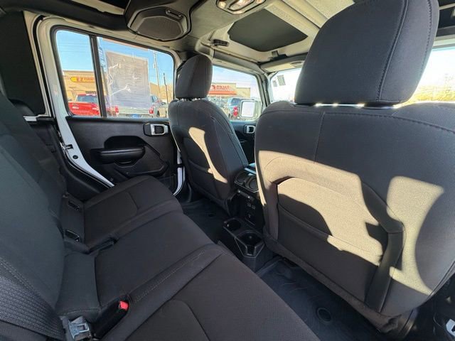 Used 2023 Jeep Gladiator Willys image 24