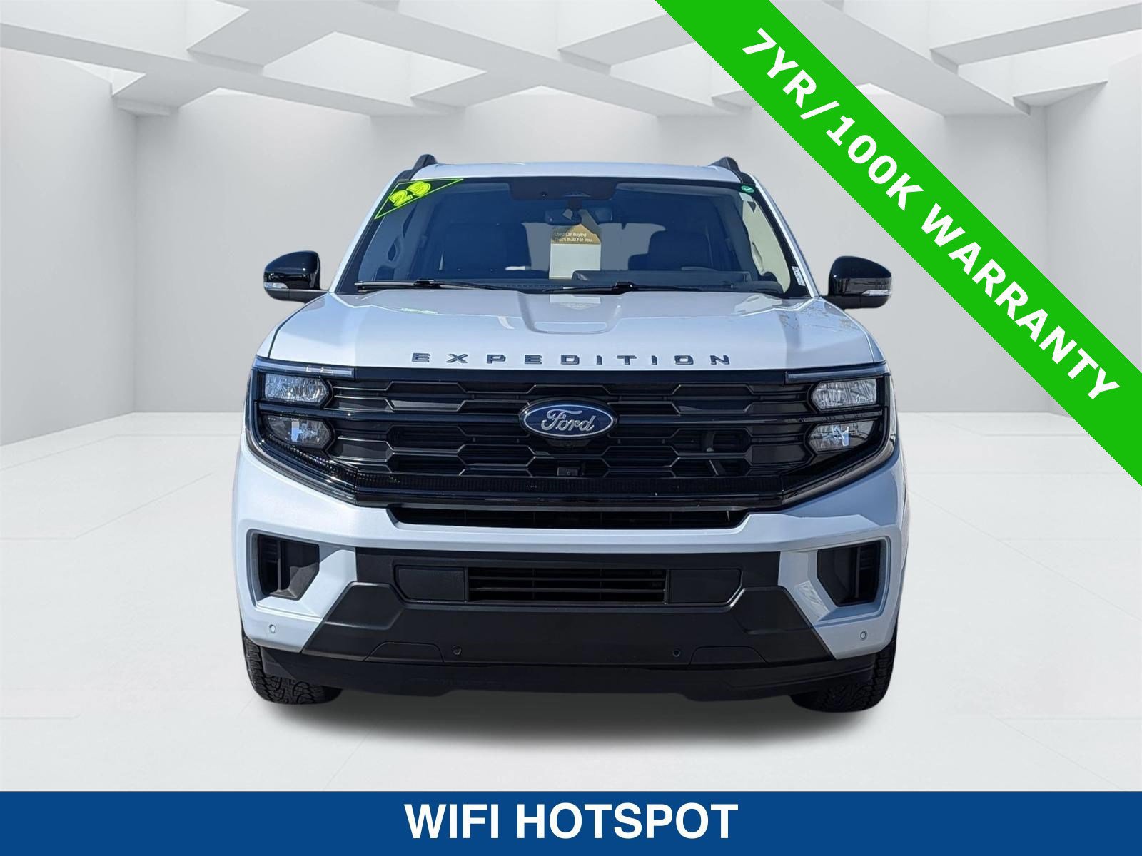 Certified 2025 Ford Expedition Active image 10