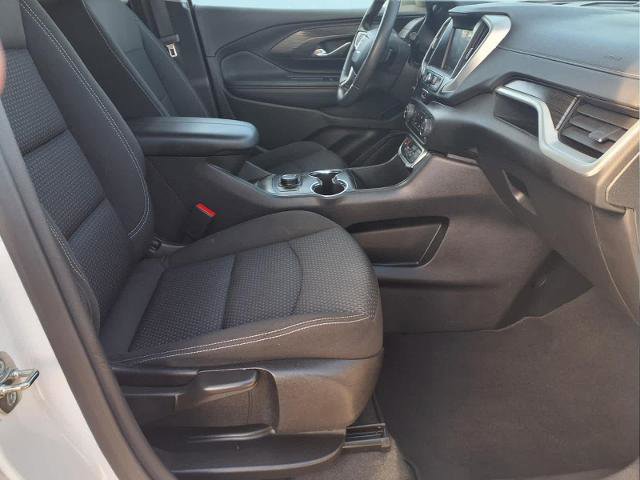Used 2024 GMC Terrain SLE image 10