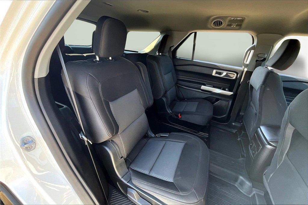 Certified 2023 Ford Explorer XLT image 27