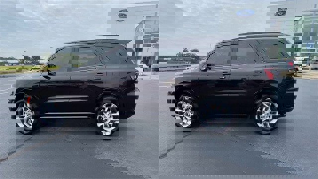 Used 2024 Dodge Durango GT image 3