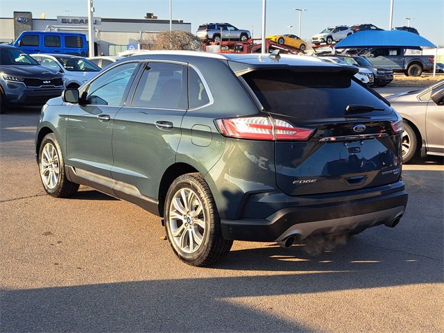 Certified 2019 Ford Edge Titanium image 3