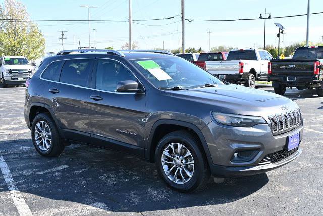 Used 2019 Jeep Cherokee Latitude Plus w/ Comfort/Convenience Group AWD/4WD image 7