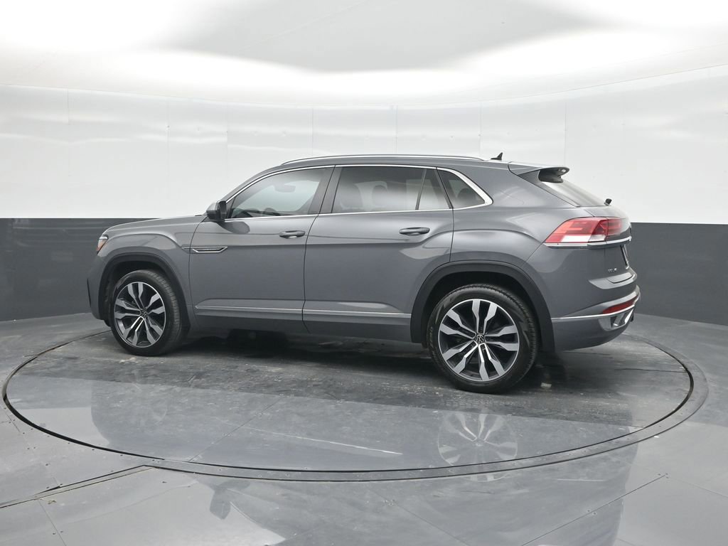 Used 2021 Volkswagen Atlas Cross Sport SEL R-Line image 5