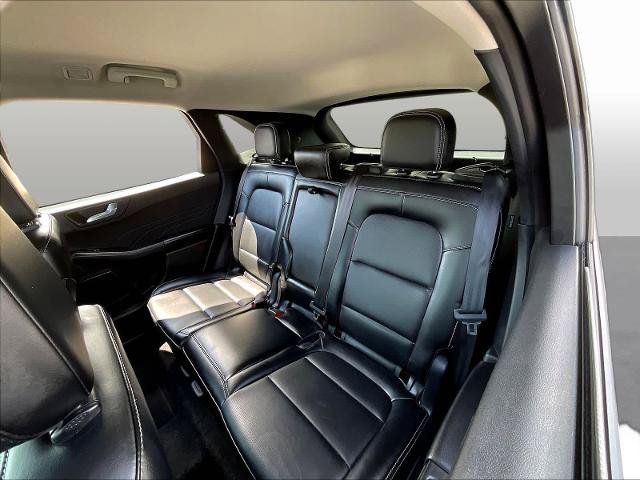 Certified 2025 Ford Escape Platinum AWD/4WD image 24