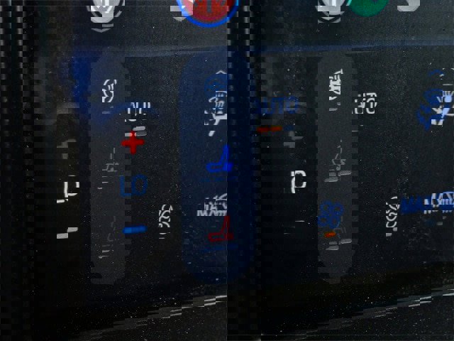 Certified 2022 Ford Edge Titanium w/ Equipment Group 301A image 23