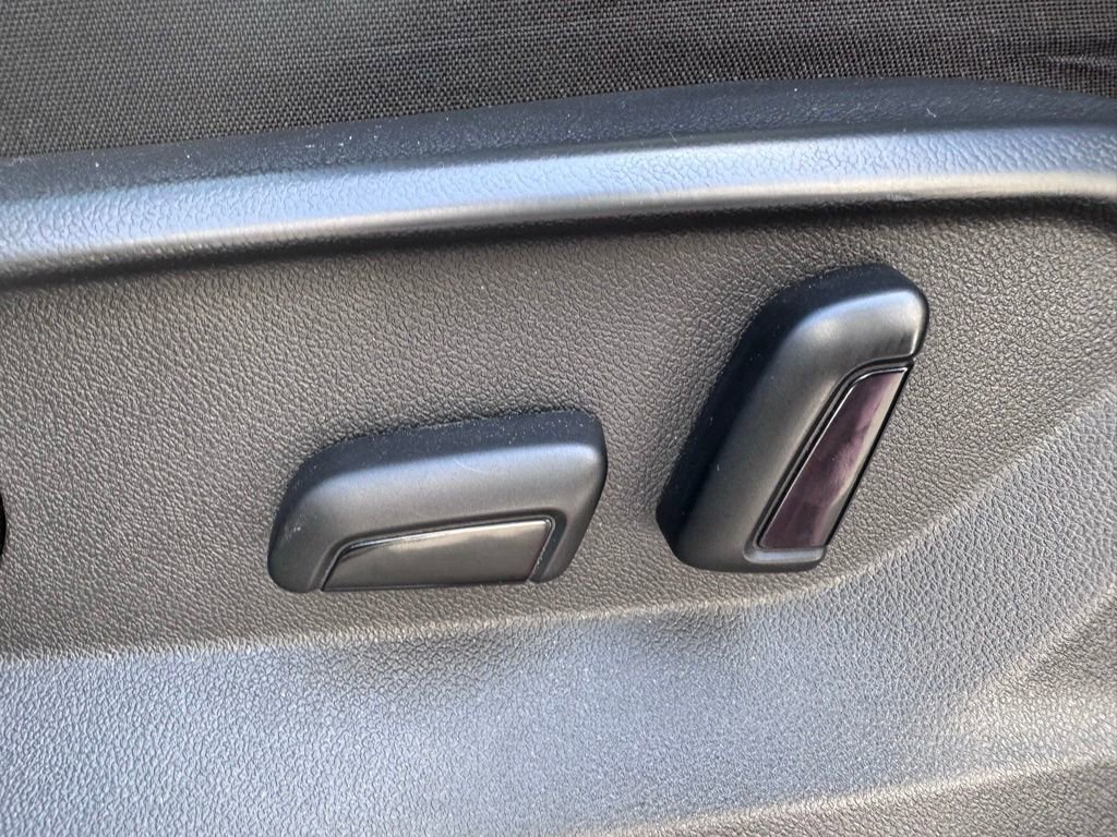 Used 2022 Volkswagen Atlas SE image 17