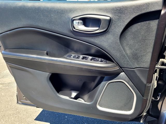 Used 2021 Jeep Compass Latitude FWD image 14
