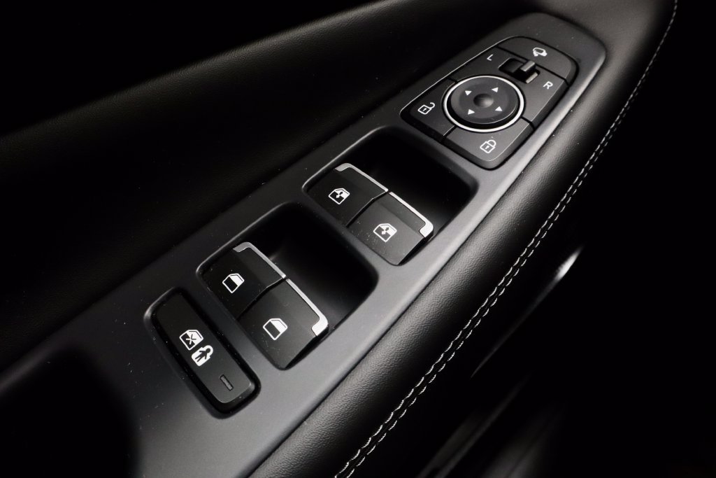 Used 2023 Hyundai Santa Fe Limited AWD/4WD image 27