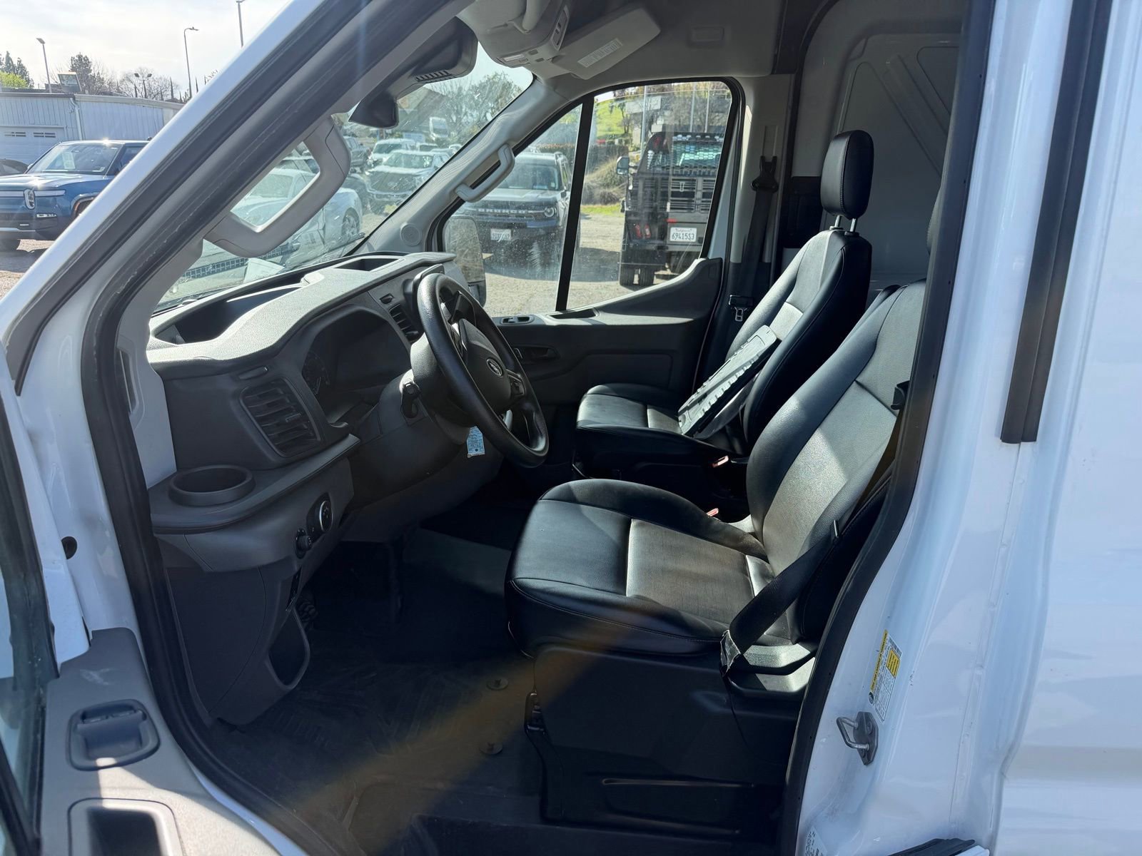 Certified 2023 Ford Transit 250 Medium Roof AWD w/ Load Area Protection Package image 10