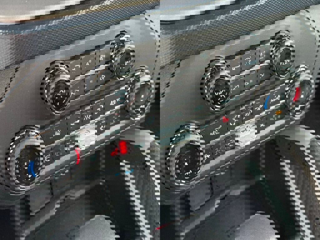 Certified 2022 Ford Bronco Outer Banks image 30