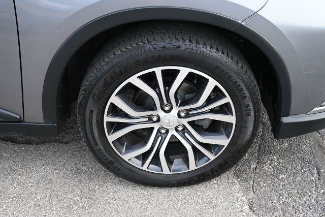 Used 2018 Mitsubishi Outlander ES FWD image 16