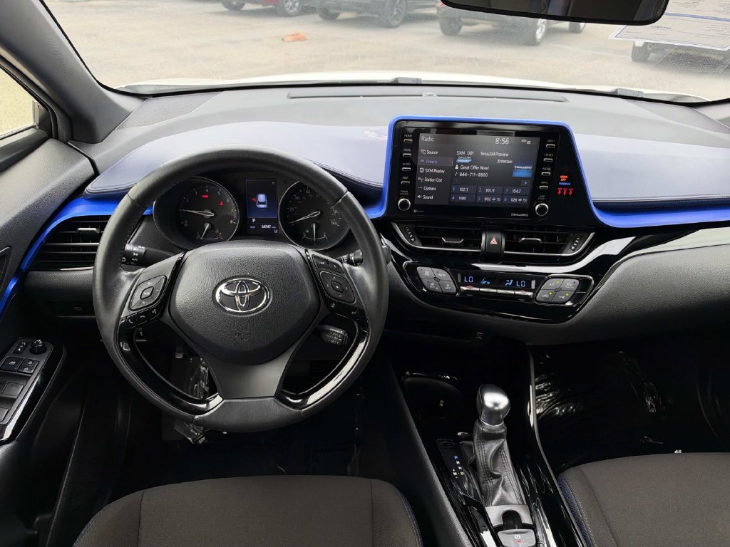 Used 2021 Toyota C-HR XLE FWD image 11